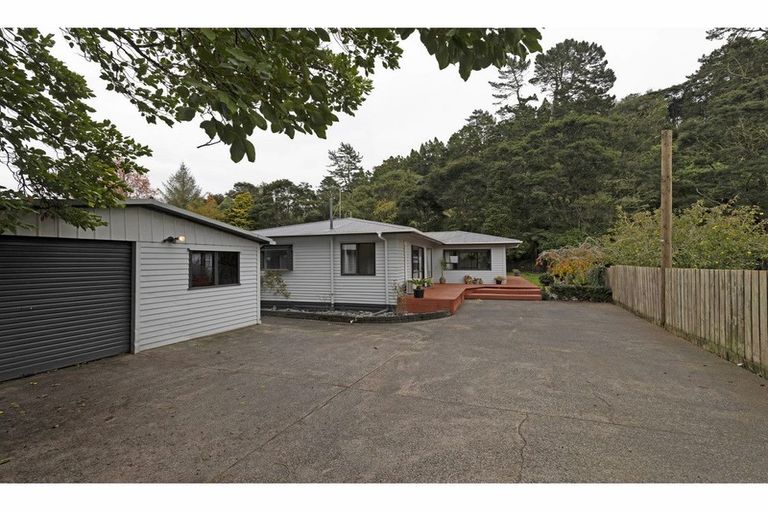 Photo of property in 21a Birdwood Road, Swanson, Auckland, 0612