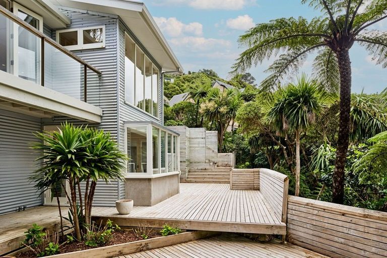 Photo of property in 102 Heke Street, Ngaio, Wellington, 6035