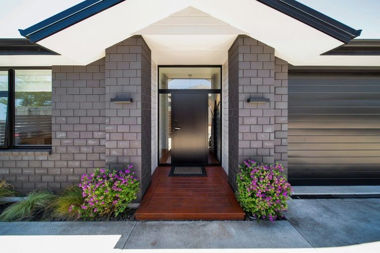 Photo of property in 46b Dillon Drive, Bell Block, New Plymouth, 4312