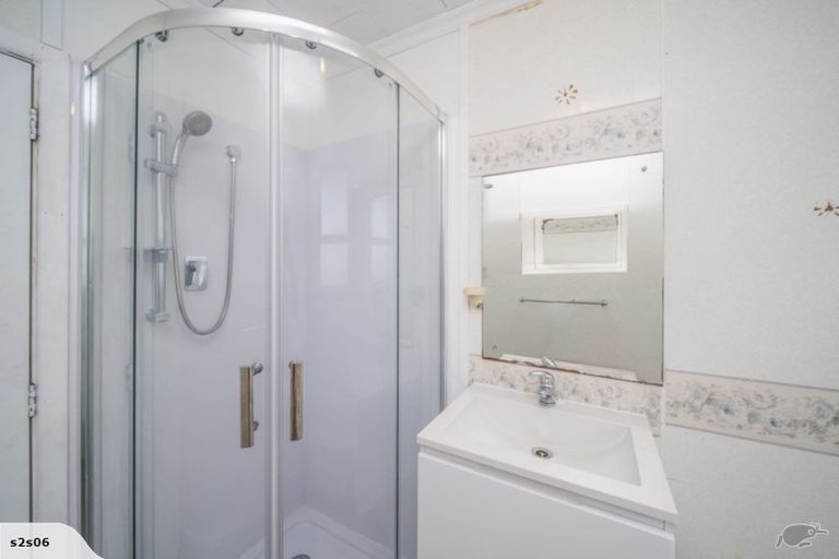 Photo of property in 10 Naumai Place, Spotswood, New Plymouth, 4310