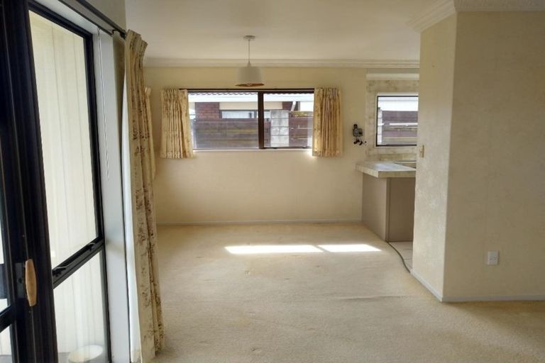 Photo of property in 181 Ngatai Road, Otumoetai, Tauranga, 3110