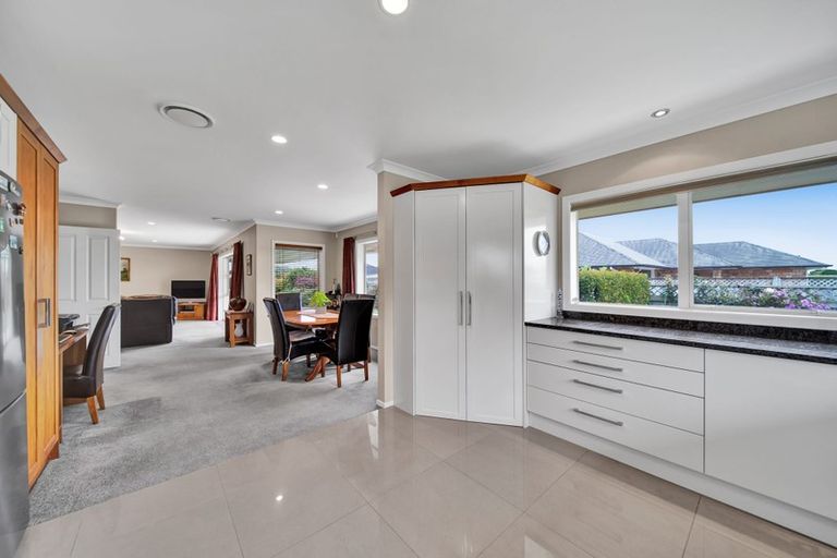 Photo of property in 38 Manawapou Road, Hawera, 4610