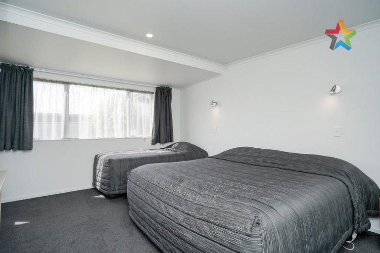 Photo of property in 10a-b Camden Street, Turnbull Thomson Park, Invercargill, 9810
