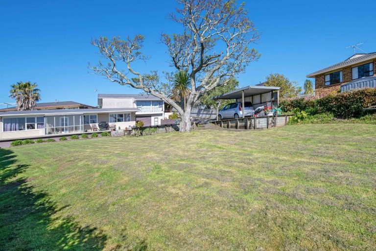 Photo of property in 211 Hibiscus Coast Highway, Red Beach, 0932