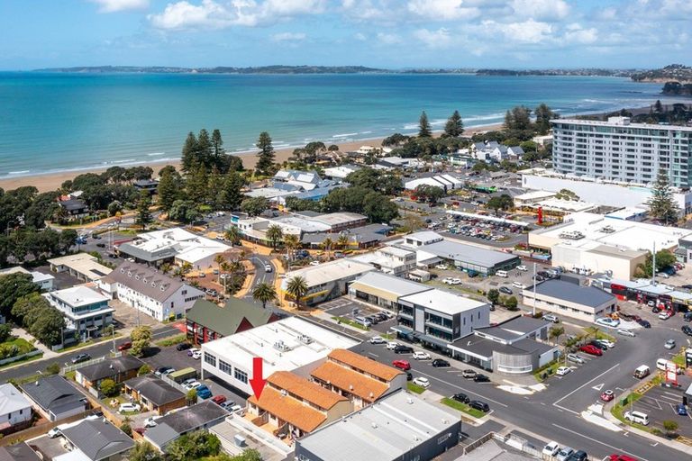 Photo of property in 33f Florence Avenue, Orewa, 0931