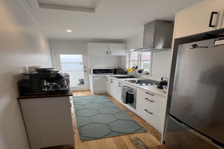 Photo of property in 1/19 Huron Street, Takapuna, Auckland, 0622