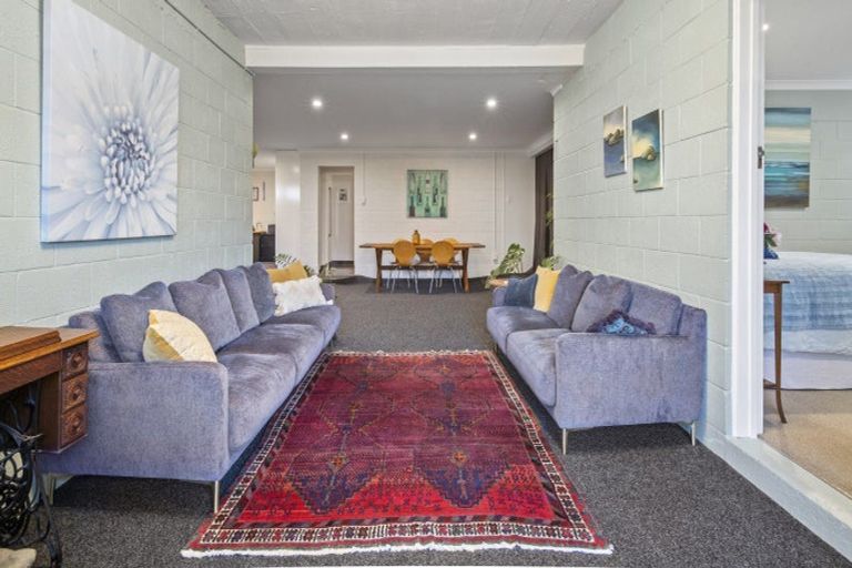 Photo of property in 22 Routly Avenue, Pukekohe, 2120