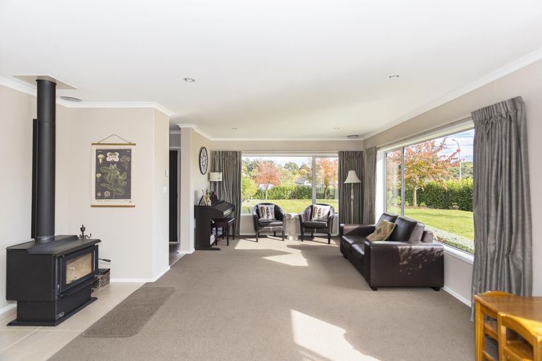 Photo of property in 13 Blue Stone Drive, Waiareka Junction, Oamaru, 9401