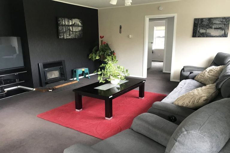 Photo of property in 83 Princess Street, Waitara, 4320