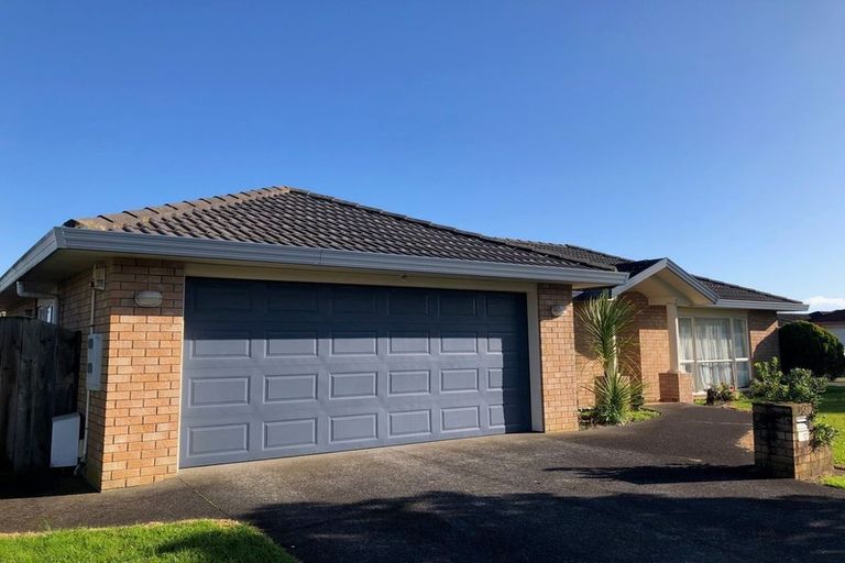 Photo of property in 45 Armoy Drive, East Tamaki, Auckland, 2016