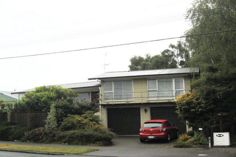 Photo of property in 190 Gayhurst Road, Dallington, Christchurch, 8061