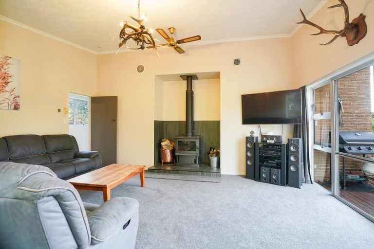 Photo of property in 56 Mason Road, Seaward Bush, Invercargill, 9871