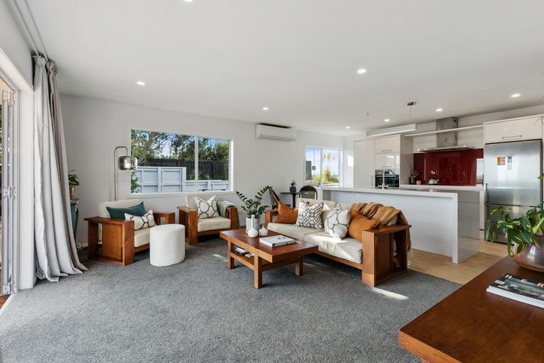 Photo of property in 156 Albany Highway, Greenhithe, Auckland, 0632