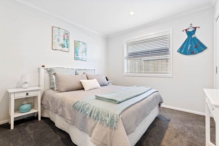 Photo of property in 98a Harakeke Drive, Wharewaka, Taupo, 3330