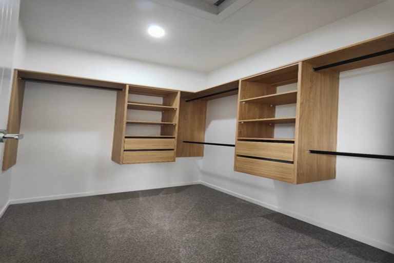 Photo of property in 91a Glenmore Road, Sunnyhills, Auckland, 2010