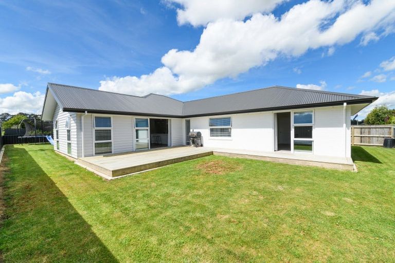 Photo of property in 2 Henty Lane, Marton, 4710