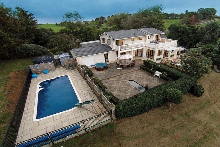 Photo of property in 79 Bungard Road, Karaka, Papakura, 2580