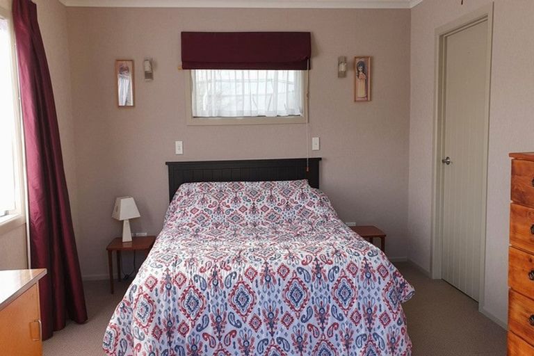 Photo of property in 13 Craig Street, Stratford, 4332