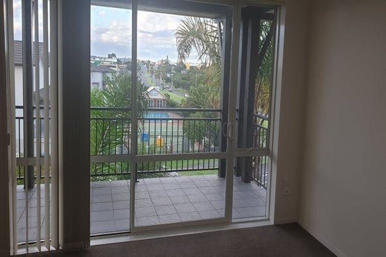 Photo of property in 4/47 Haven Drive, East Tamaki, Auckland, 2013