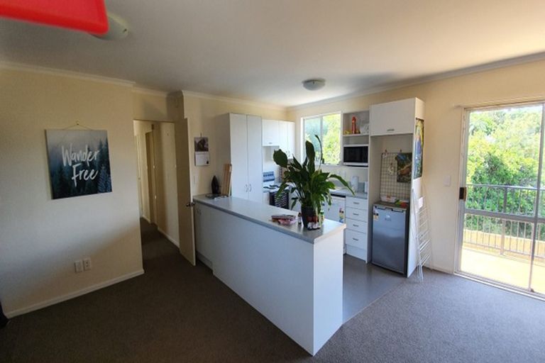 Photo of property in 28 Camellia Terrace, Maungaraki, Lower Hutt, 5010