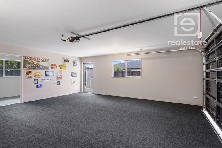 Photo of property in 17 Saddleback Green, Halswell, Christchurch, 8025