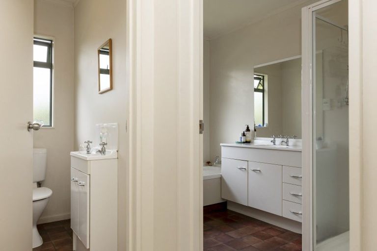 Photo of property in 47 Hinekura Avenue, Taupo, 3330