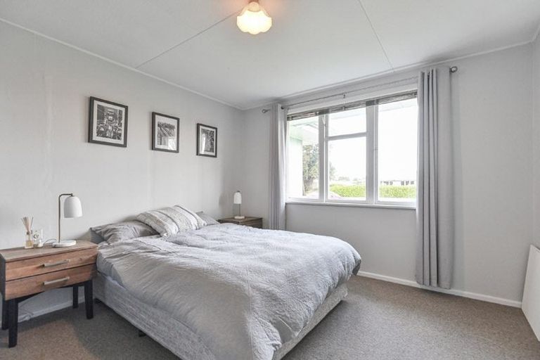 Photo of property in 10 Read Crescent, Clive, 4102