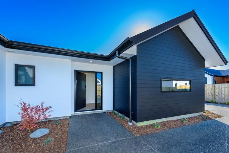 Photo of property in 50 Matamoe Drive, Halswell, 8025