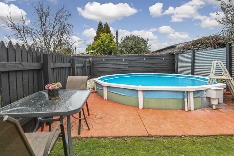 Photo of property in 35 Walton Way, Flaxmere, Hastings, 4120