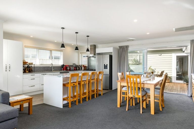Photo of property in 4 Pukeko Place, Picton, 7220