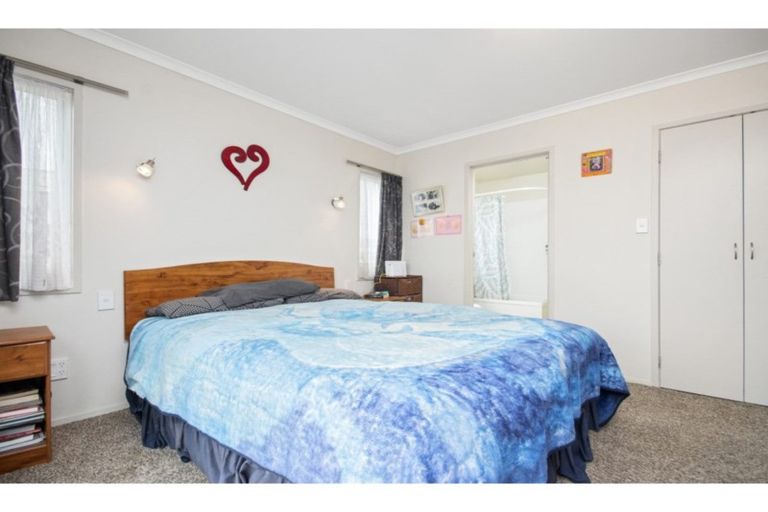 Photo of property in 58 Mclarin Road, Glenbrook, Waiuku, 2681