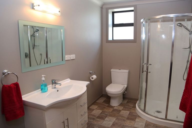 Photo of property in 7 Gillies Avenue, Taupo, 3330