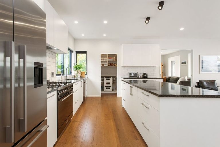 Photo of property in 97b Fendalton Road, Fendalton, Christchurch, 8014