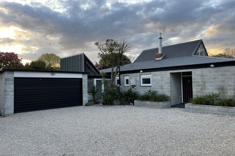 Photo of property in 35 Leinster Road, Merivale, Christchurch, 8014