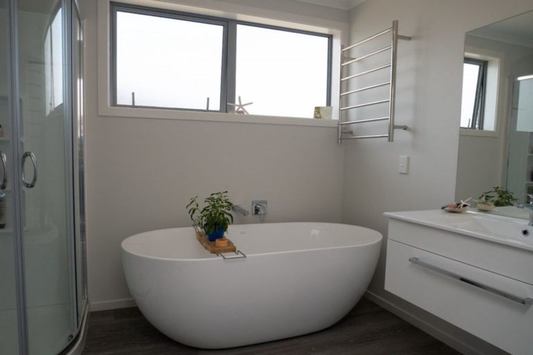 Photo of property in 48 Kuru Place, Papamoa, 3118