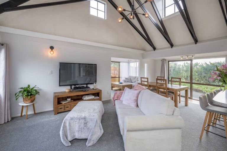 Photo of property in 3a Victoria Terrace, Ohau, Levin, 5570