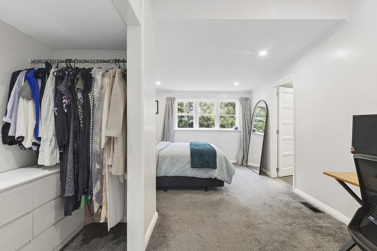 Photo of property in 55 Ranui Crescent, Khandallah, Wellington, 6035