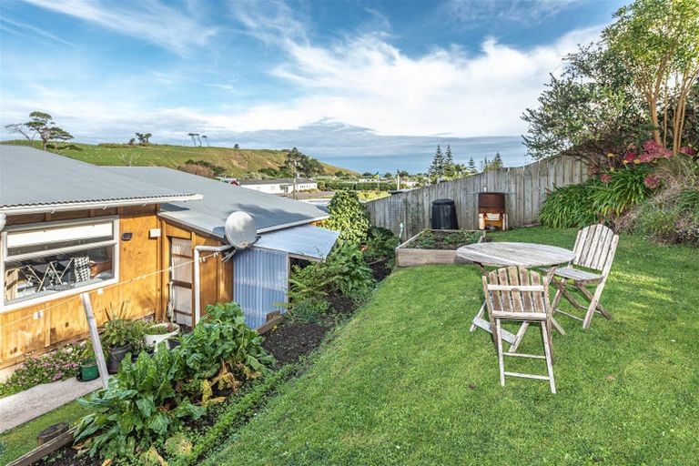 Photo of property in 97 Mowhanau Drive, Kai Iwi, Whanganui, 4574