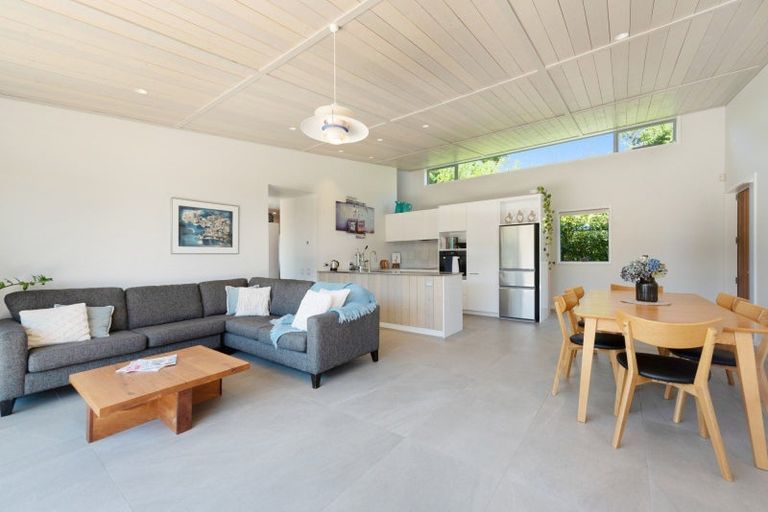 Photo of property in 29a Greenaway Road, Waikanae, 5036