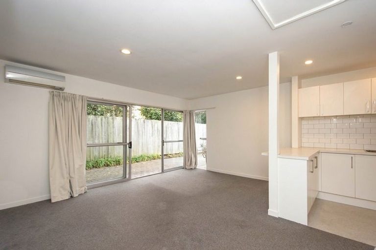 Photo of property in 2/13 Naseby Street, Merivale, Christchurch, 8014