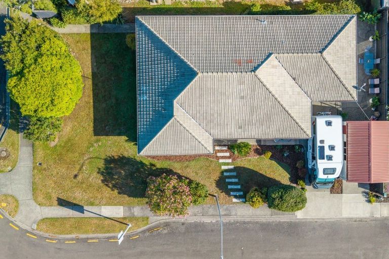 Photo of property in 38 Willow Avenue, Stoke, Nelson, 7011