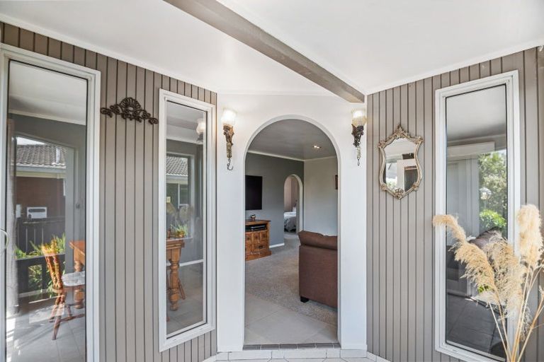 Photo of property in 1/19 Liam Place, Half Moon Bay, Auckland, 2012