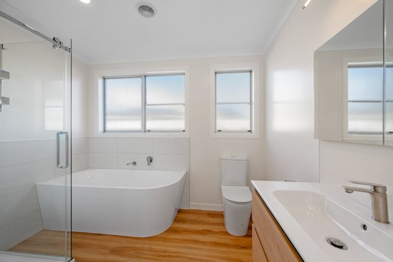 Photo of property in 19 Newbourne Crescent, Redwoodtown, Blenheim, 7201