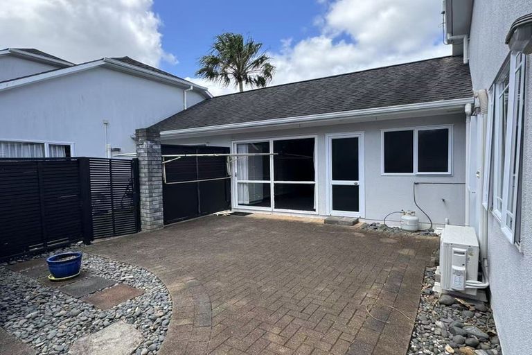 Photo of property in 4 Olwyn Place, Greenhithe, Auckland, 0632