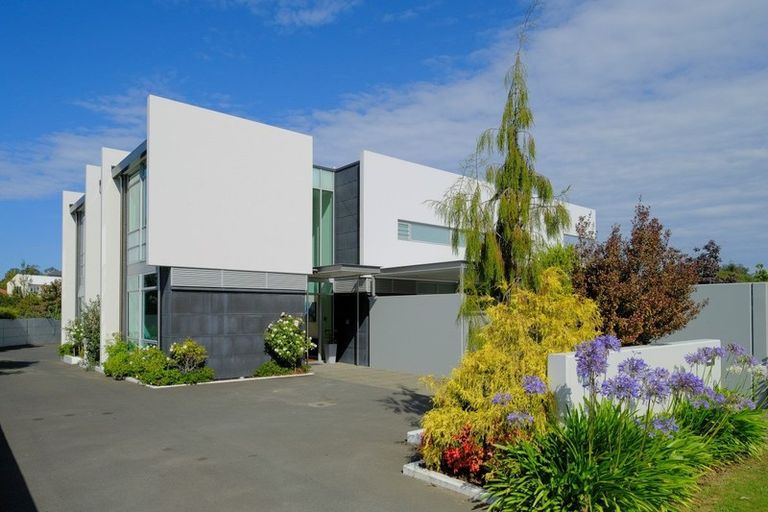 Photo of property in 3 Main Road, Fairfield, Dunedin, 9018