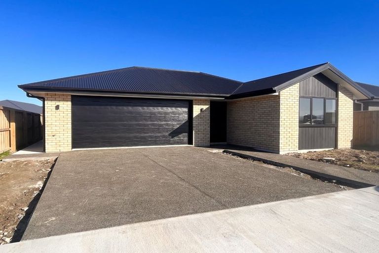 Photo of property in 15 Borland Street, Woodend, 7610