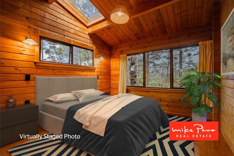 Photo of property in 4 Arama Avenue, Titirangi, Auckland, 0604