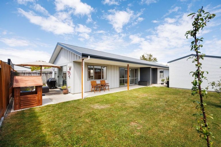 Photo of property in 29 Wescombe Grove, Feilding, 4702
