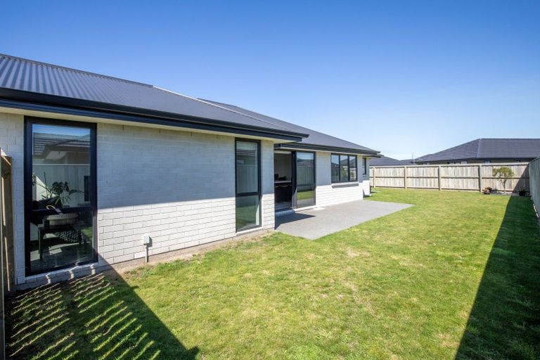 Photo of property in 6 Blackbird Way, Rolleston, 7614