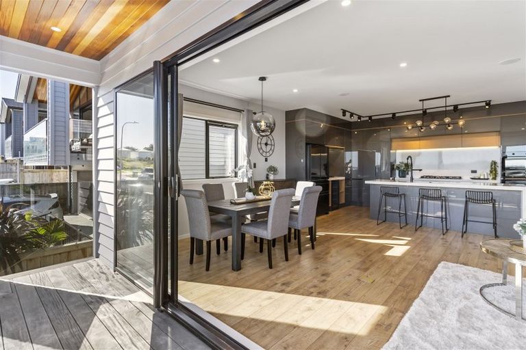 Photo of property in 36 Gospel Heights, Flat Bush, Auckland, 2019